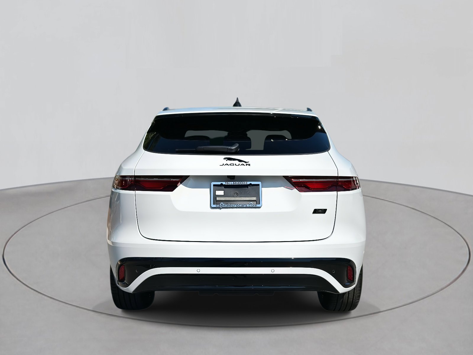 New 2026 Jaguar F-PACE R-Dynamic S image 3