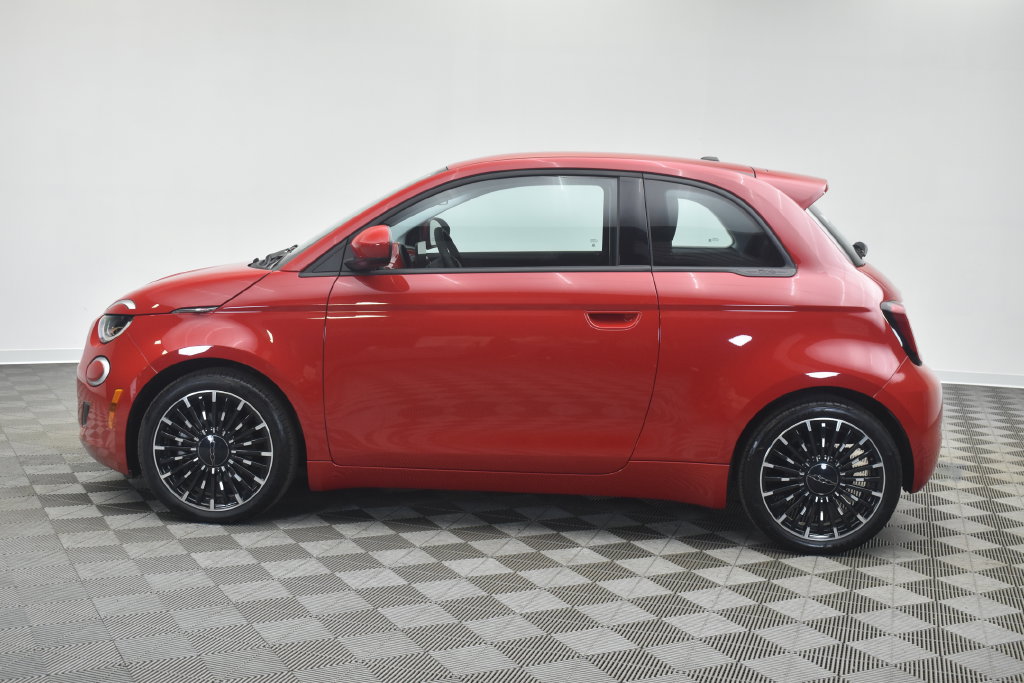 Used 2024 FIAT 500 e (RED) FWD image 7