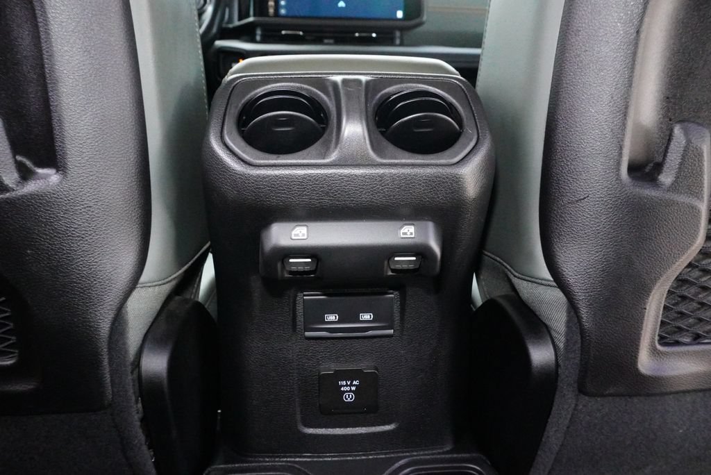 Used 2024 Jeep Gladiator Mojave AWD/4WD image 26