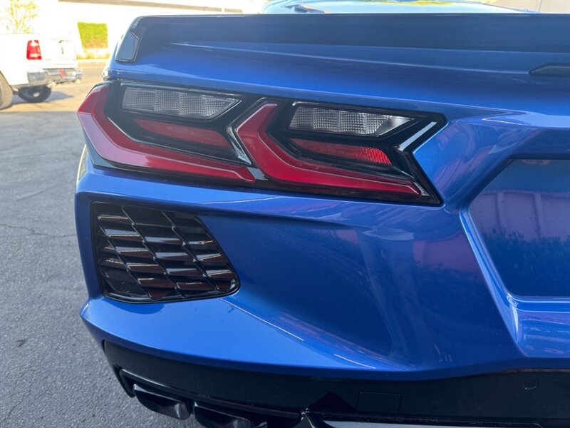 Used 2023 Chevrolet Corvette Stingray Preferred Cpe w/ Stealth Interior Trim Package RWD image 13