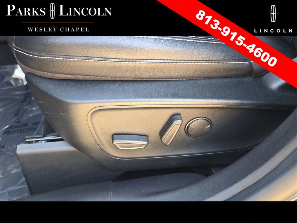 Used 2020 Ford Escape SEL image 18