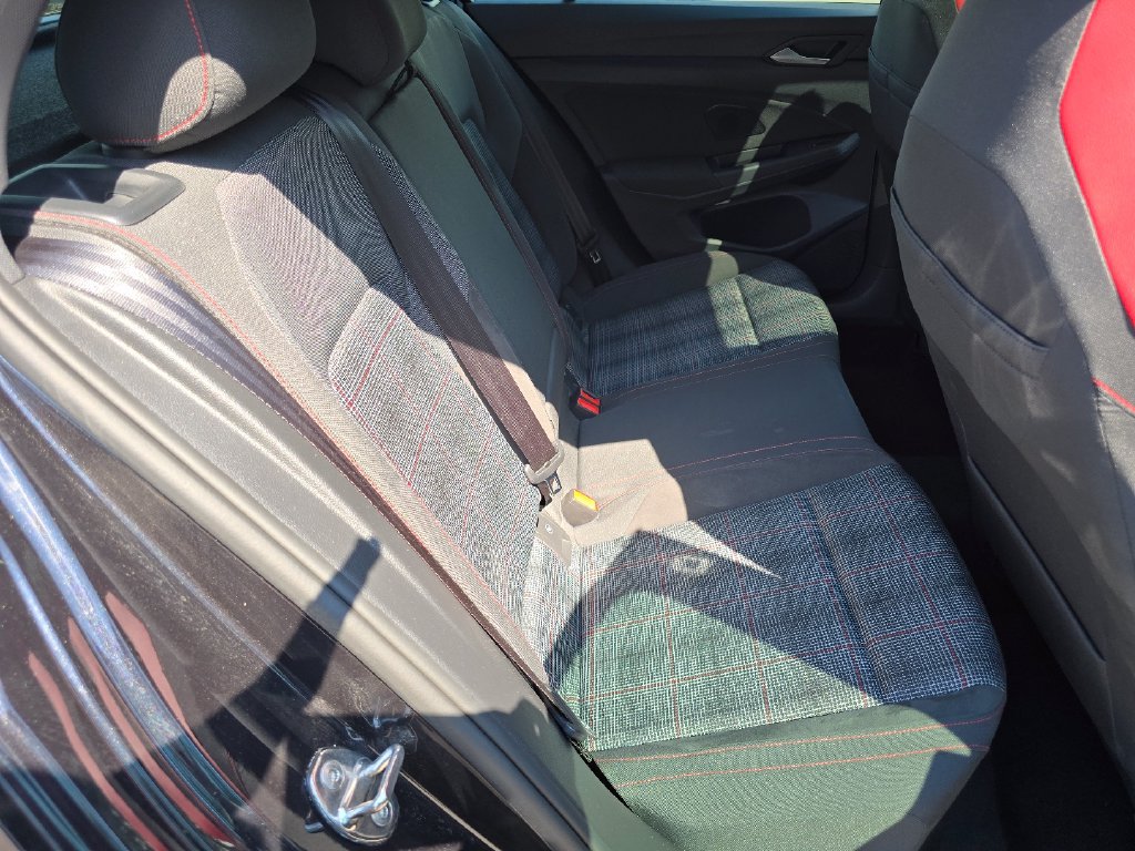 Certified 2022 Volkswagen GTI SE FWD image 25
