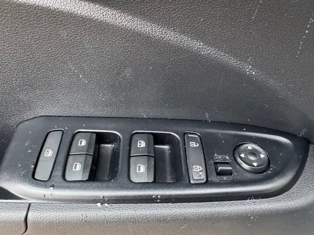 Used 2026 Hyundai Venue SEL FWD image 9