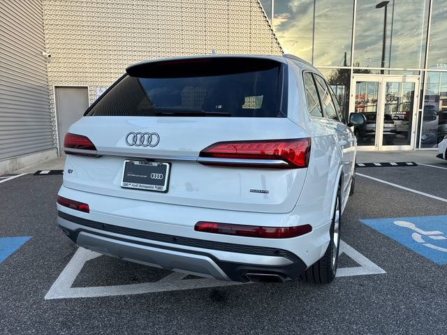 Used 2025 Audi Q7 3.0T Premium Plus w/ Premium Plus Package AWD/4WD image 5