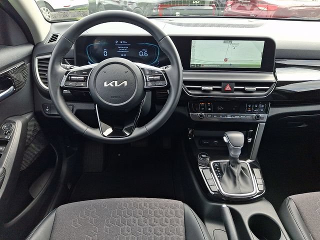 Certified 2026 Kia Seltos S FWD image 11