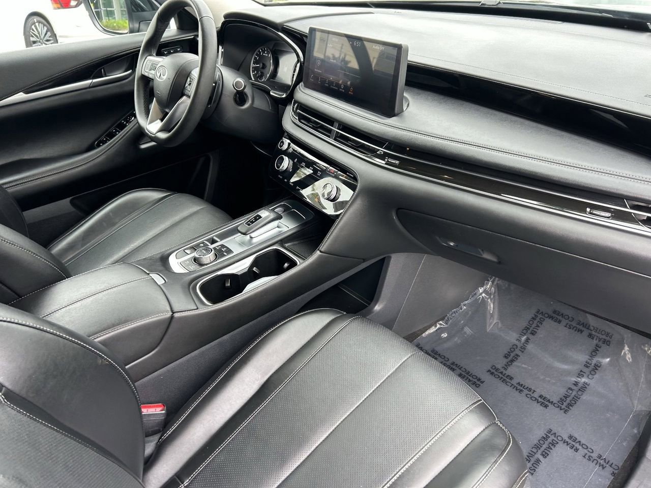 Certified 2025 INFINITI QX60 Pure image 9