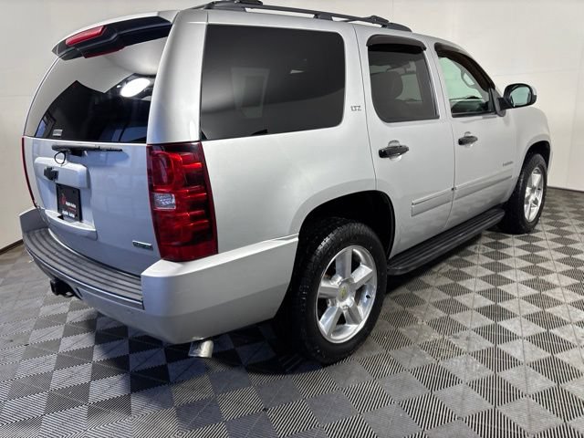Used 2010 Chevrolet Tahoe LTZ AWD/4WD image 6