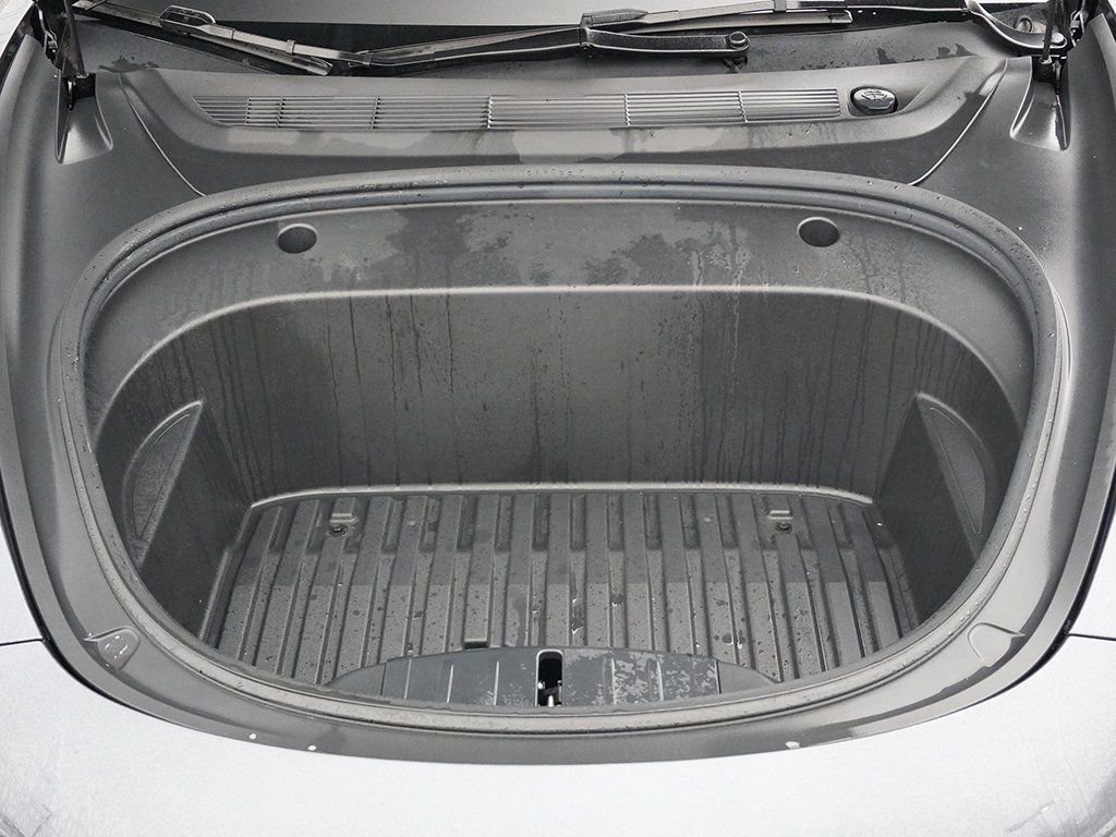 Used 2023 Tesla Model 3 Standard Range image 22