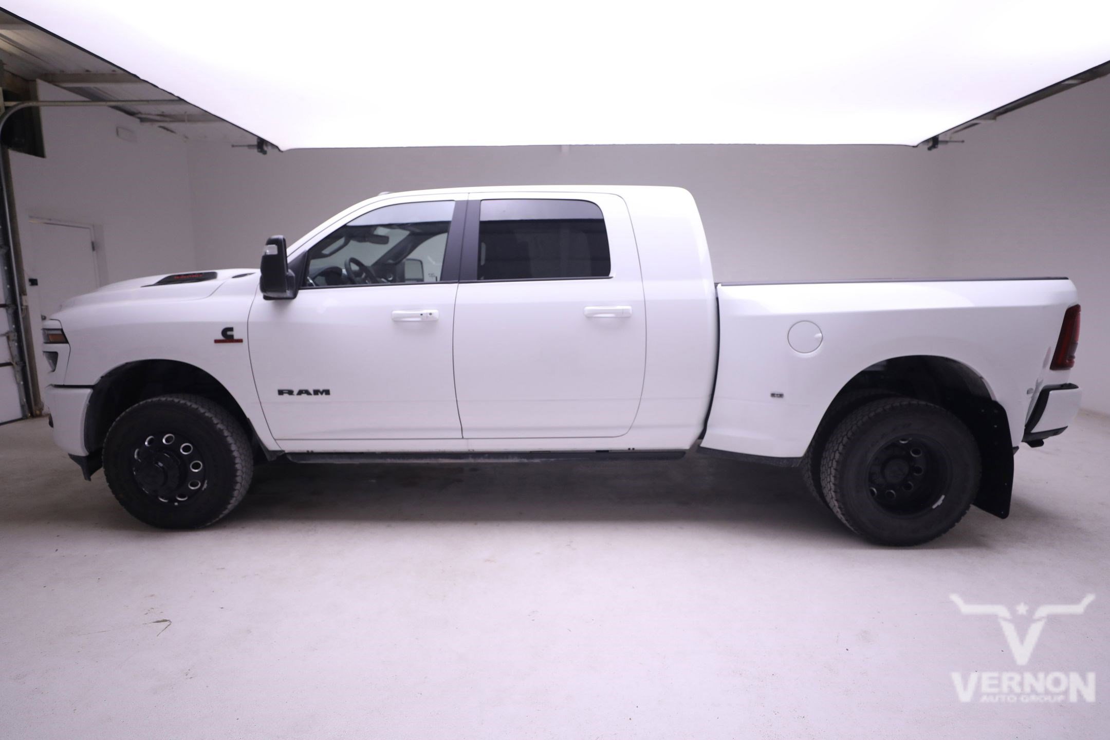 New 2025 RAM 3500 Laramie image 2
