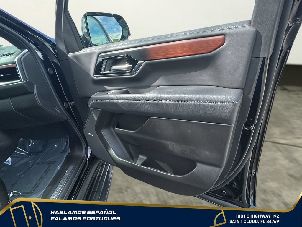 Certified 2025 GMC Yukon XL Denali AWD/4WD image 35