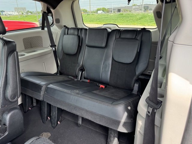Used 2019 Dodge Grand Caravan SXT image 29
