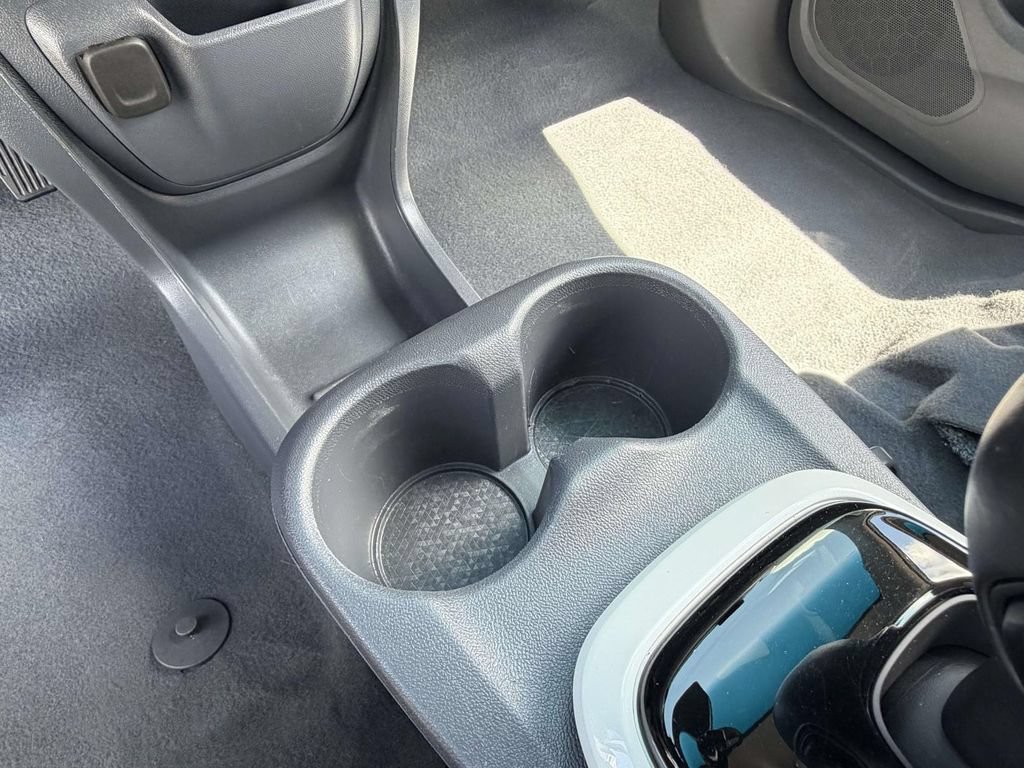 Used 2020 Chevrolet Bolt LT FWD image 27