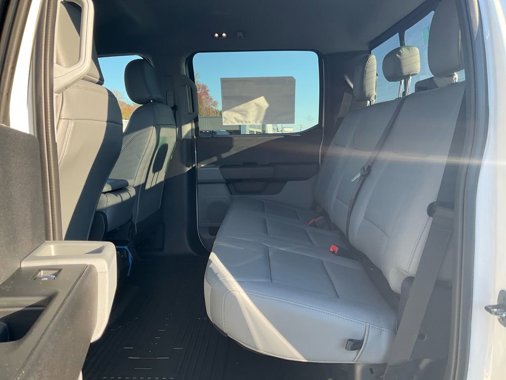 New 2026 Ford F250 XL w/ XL Driver Assist Package AWD/4WD image 14