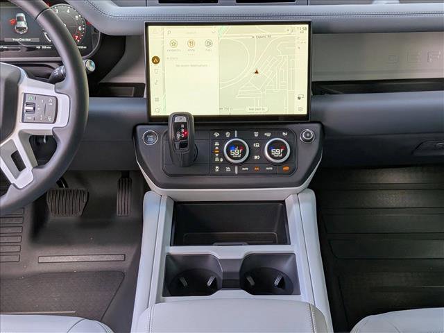 New 2026 Land Rover Defender 110 X-Dynamic SE image 11