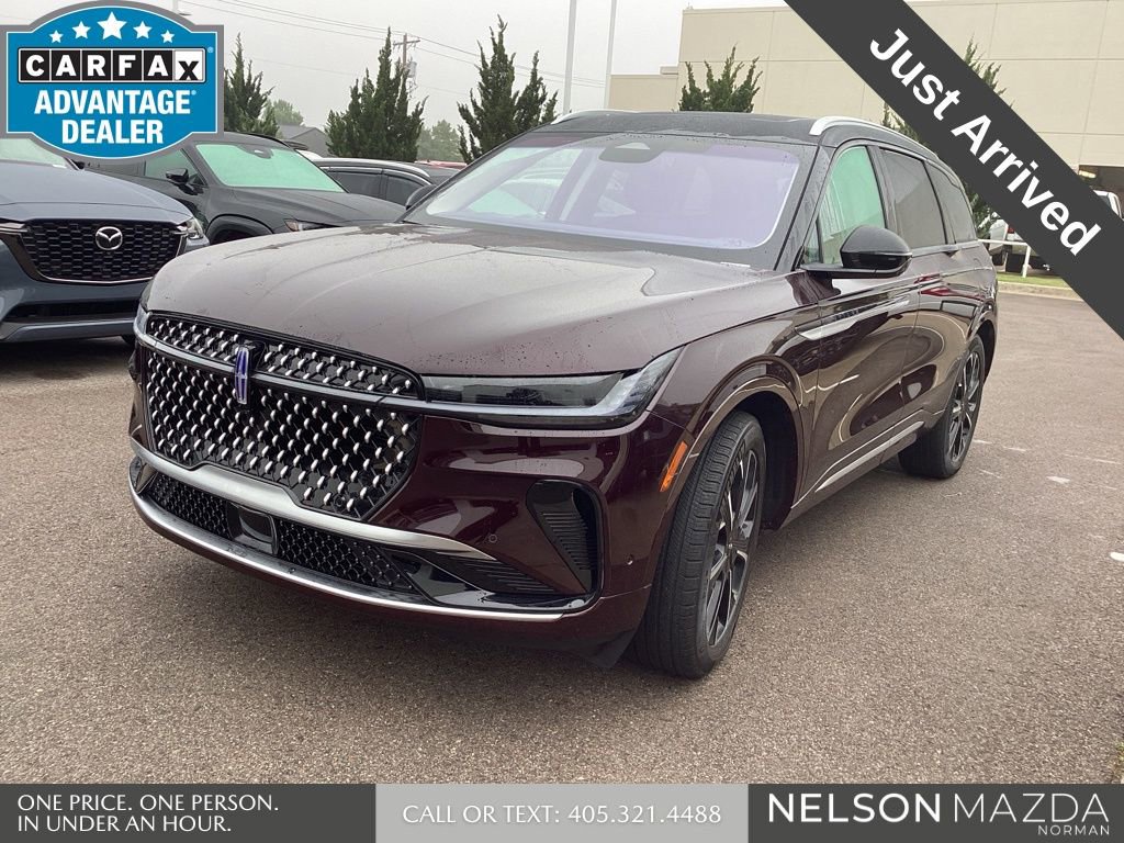 Used 2024 Lincoln Nautilus Reserve w/ Equipment Group 203A image 1