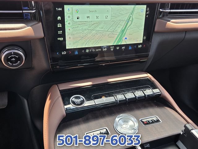 Certified 2025 Lincoln Navigator Reserve AWD/4WD image 19