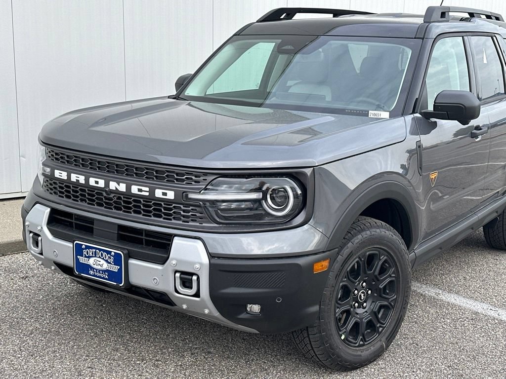 New 2026 Ford Bronco Sport Badlands w/ Badlands Tech Package AWD/4WD image 2