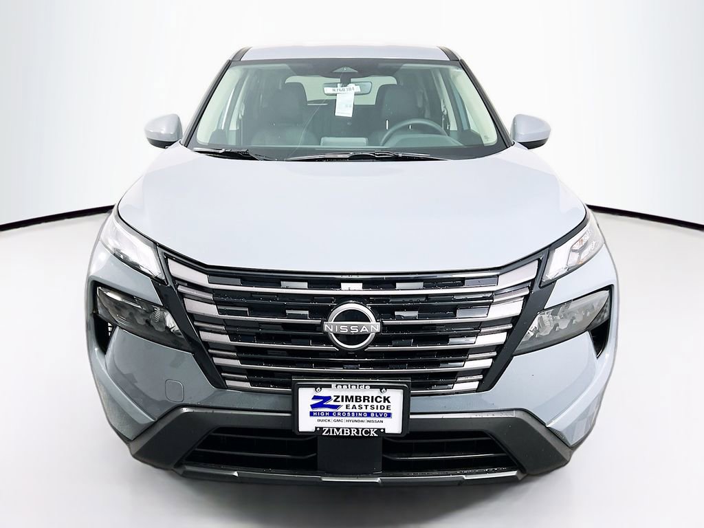 New 2026 Nissan Rogue SV AWD/4WD image 2