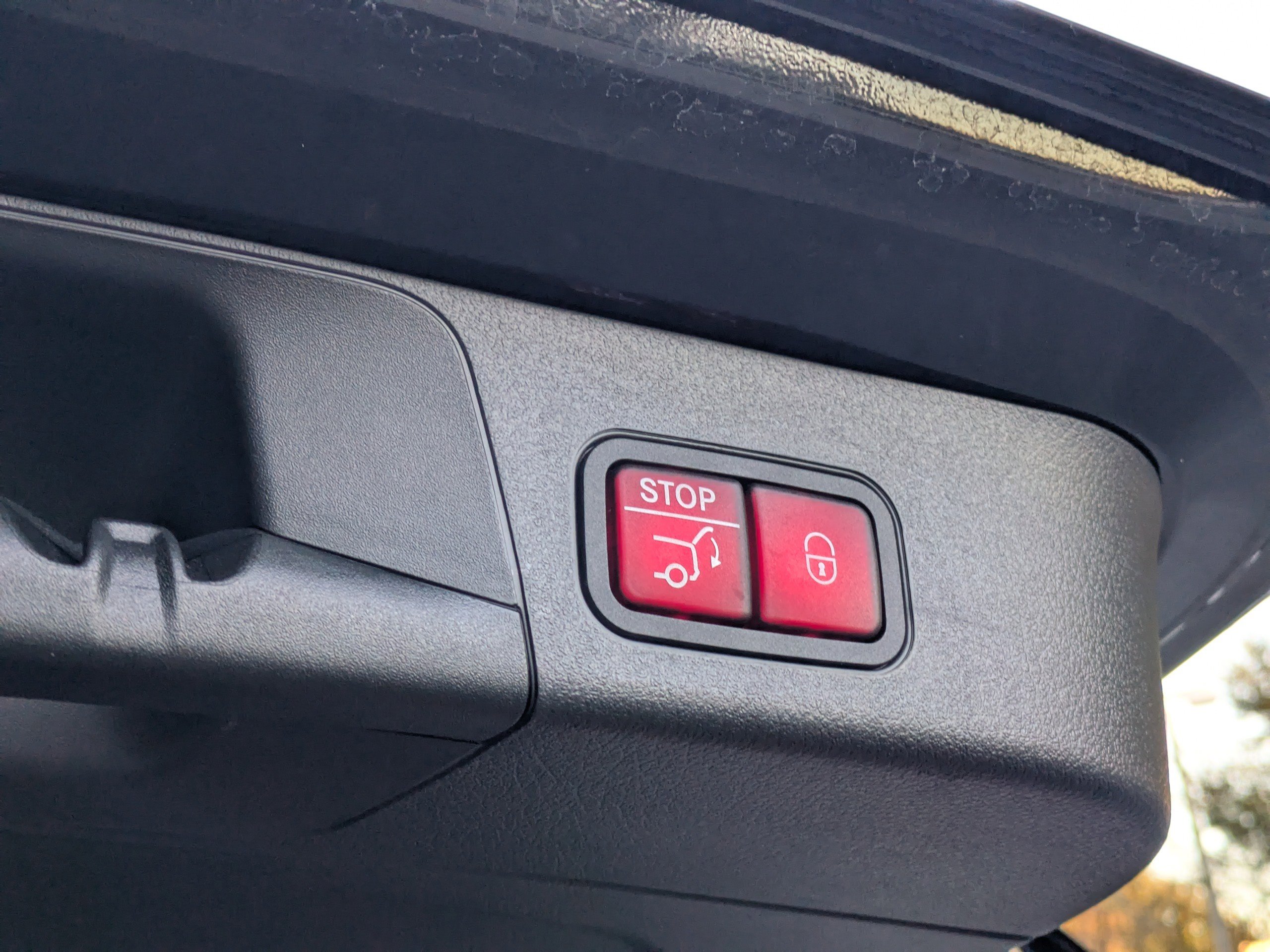 Certified 2023 Mercedes-Benz EQB 300 4MATIC image 12