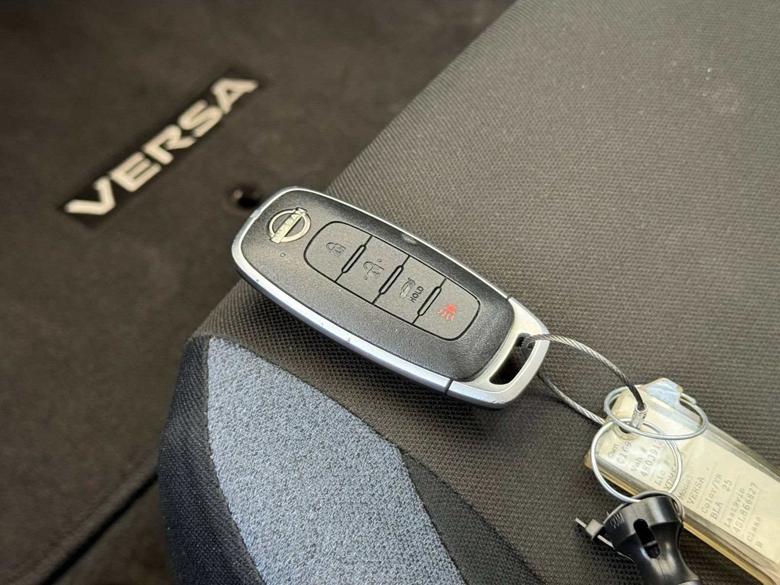 Used 2025 Nissan Versa SV FWD image 17