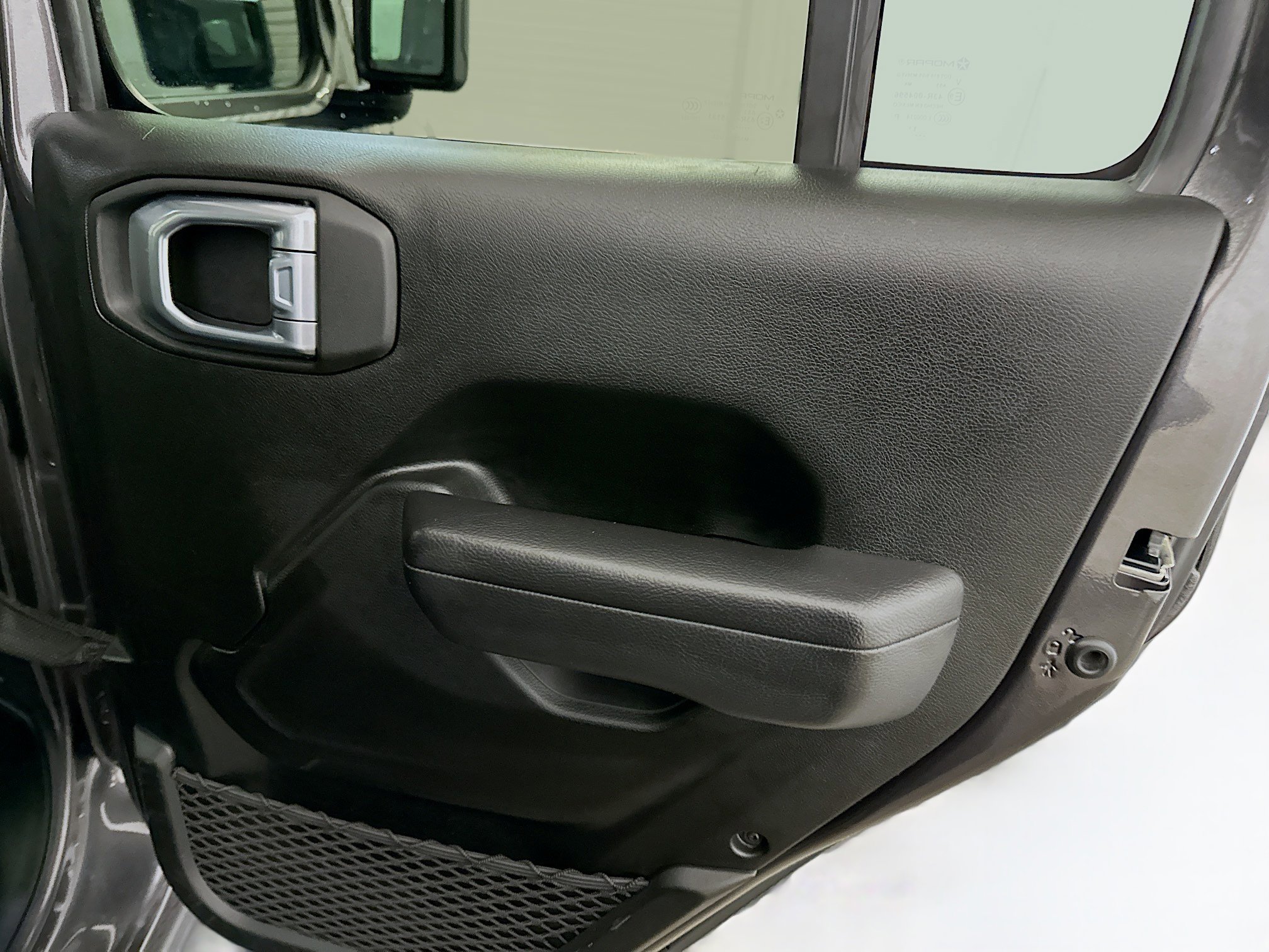 Used 2022 Jeep Wrangler Sport S image 31