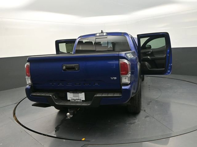 Used 2022 Toyota Tacoma TRD Off-Road w/ TRD Premium Off Road Package image 32