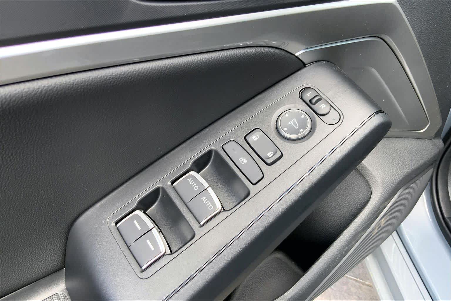 New 2026 Acura Integra FWD image 13
