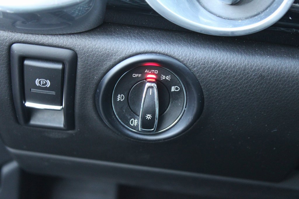 Certified 2016 Porsche Cayenne image 21