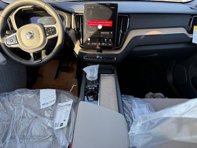 New 2026 Volvo XC60 B5 Plus w/ Climate Package image 6