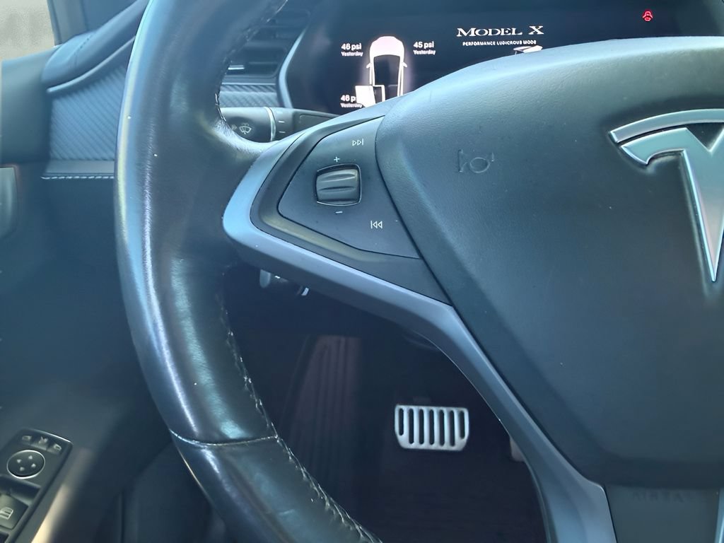 Used 2020 Tesla Model X Performance AWD/4WD image 22