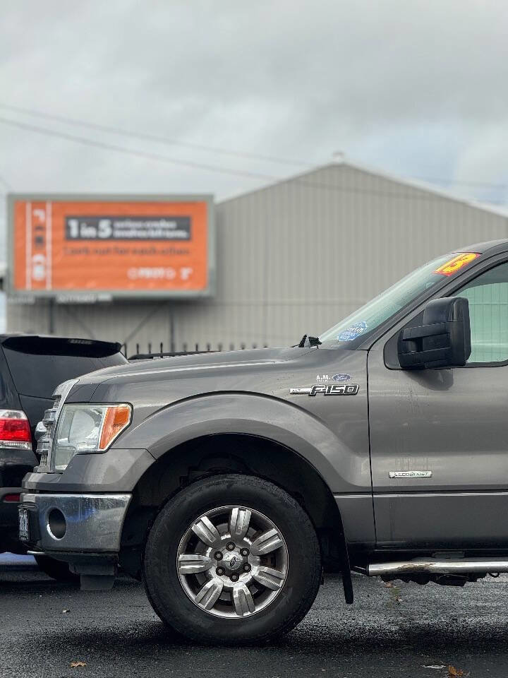 Used 2013 Ford F150 XLT w/ Luxury Equipment Group image 17