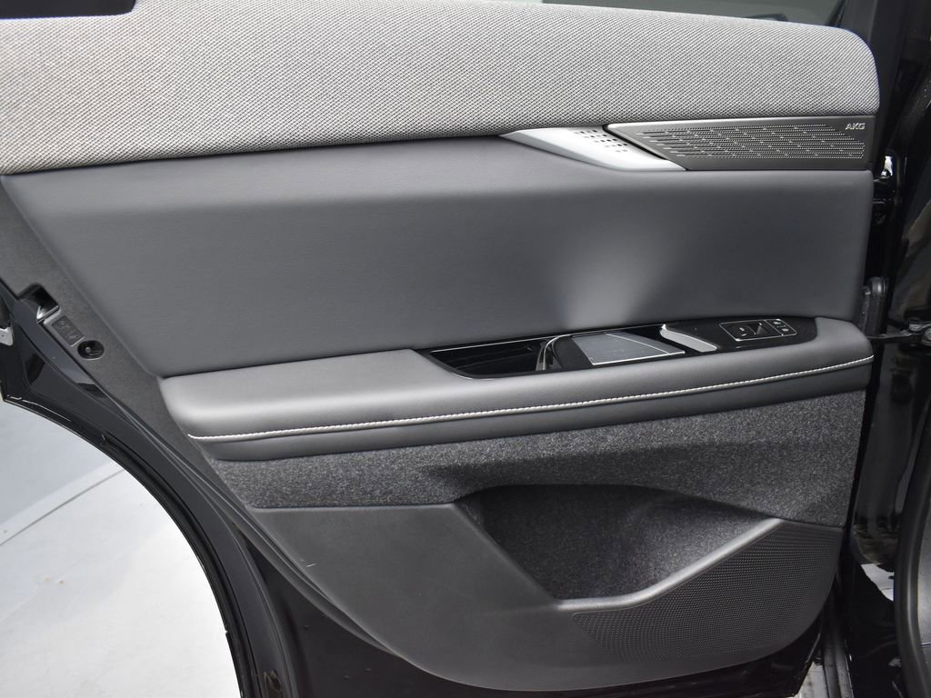 New 2026 Cadillac Optiq Sport 2 w/ LPO, Floor Liner Package image 27