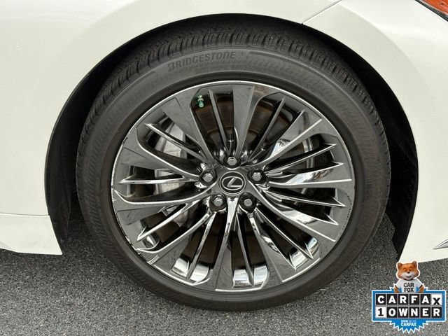 Used 2021 Lexus LS 500 w/ Interior Upgrade Package RWD image 31