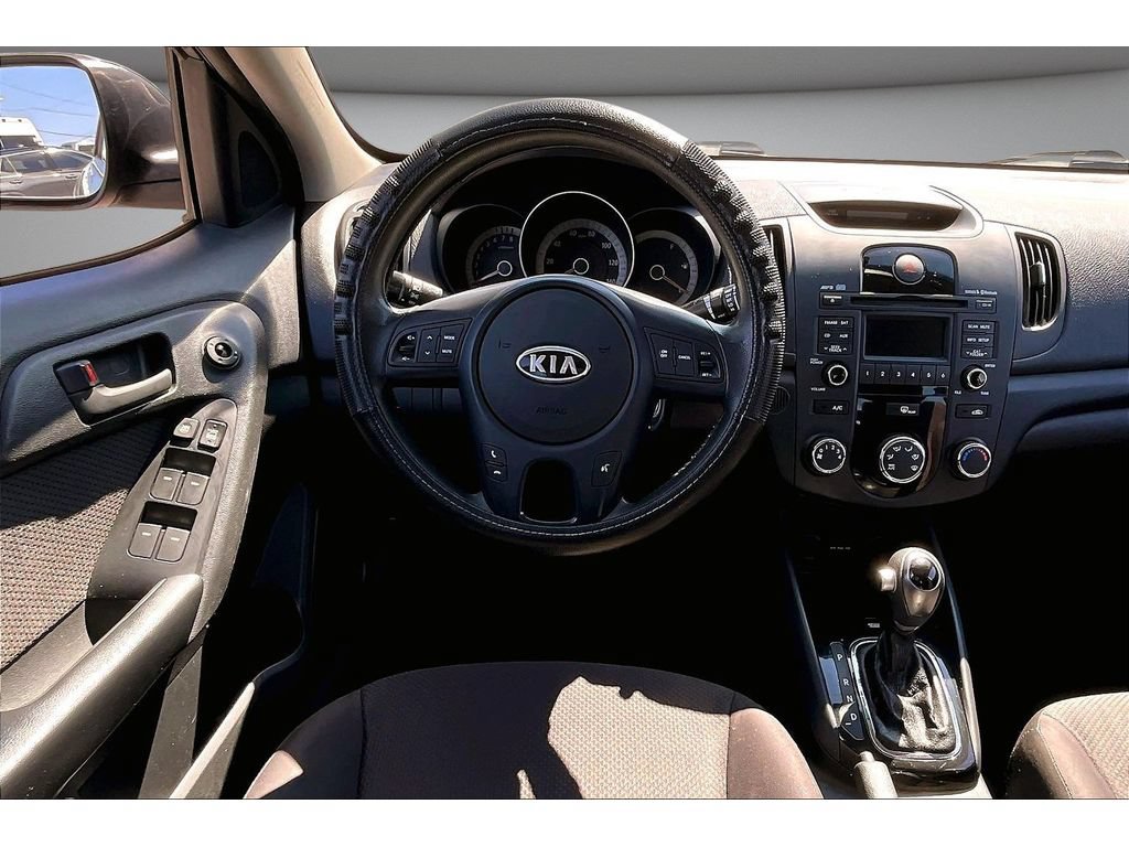 Used 2012 Kia Forte EX w/ Premium Pkg FWD image 8
