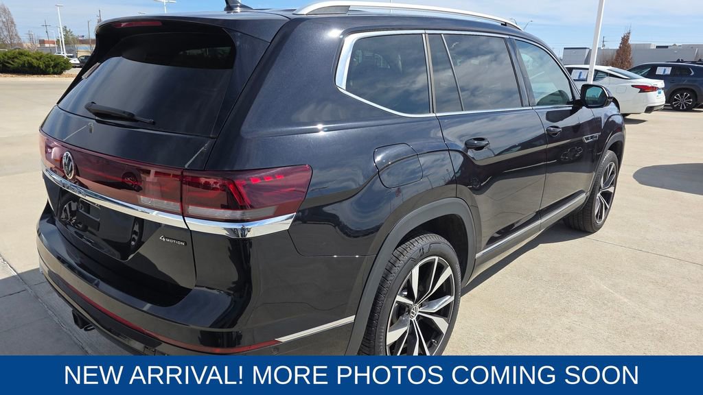 Used 2025 Volkswagen Atlas SEL Premium R-Line image 5
