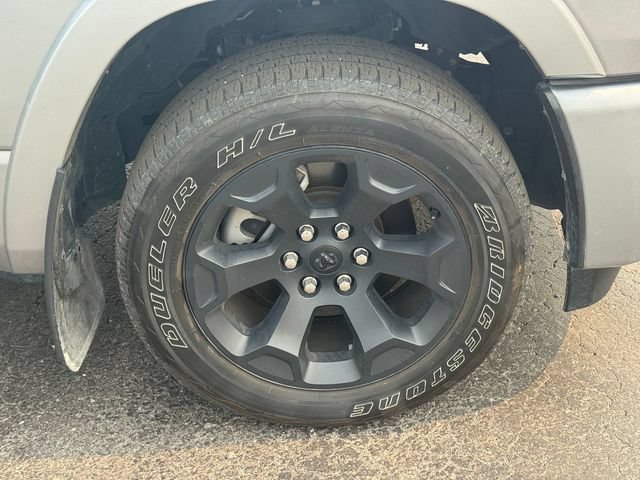 Used 2025 RAM 1500 Big Horn AWD/4WD image 9
