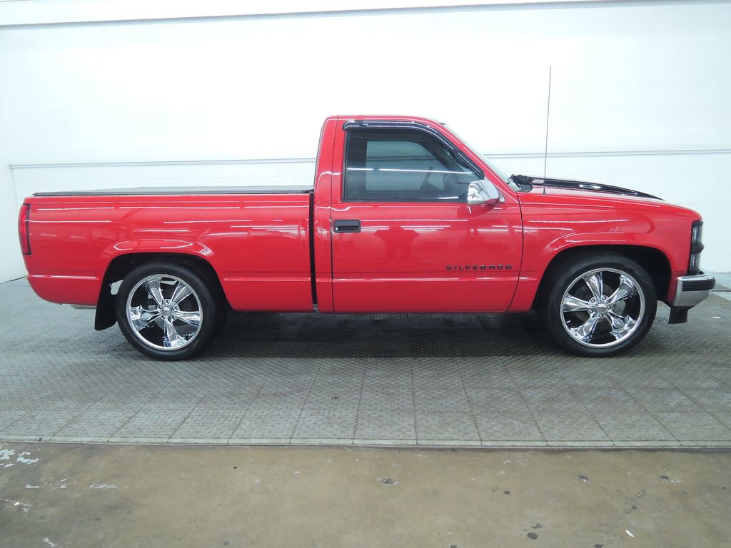 Used 1995 Chevrolet Silverado 1500 2WD Regular Cab image 2