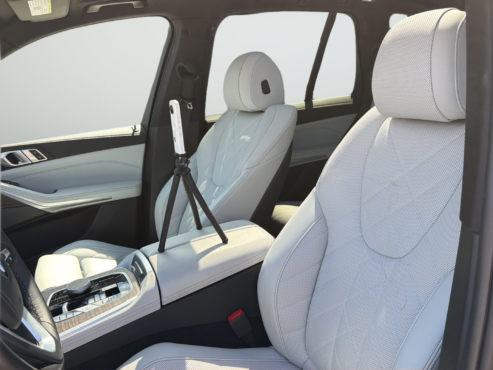 Used 2024 BMW X5 sDrive40i w/ Premium Package RWD image 30
