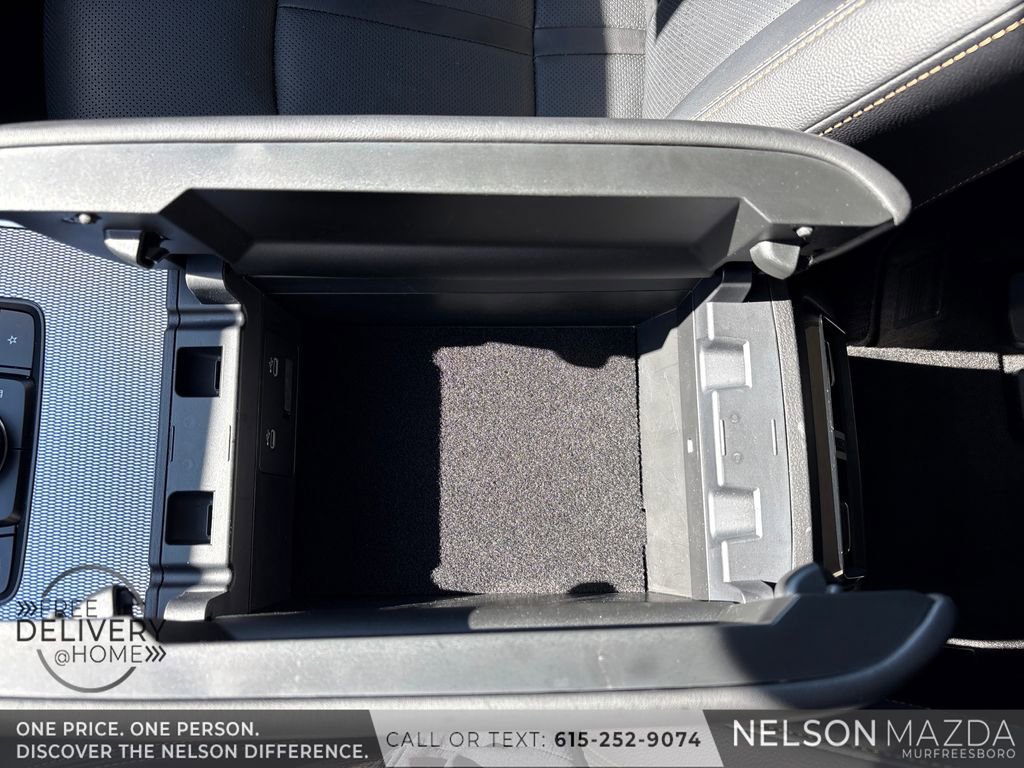 Certified 2025 MAZDA CX-70 3.3 Turbo w/ Preferred Package image 16