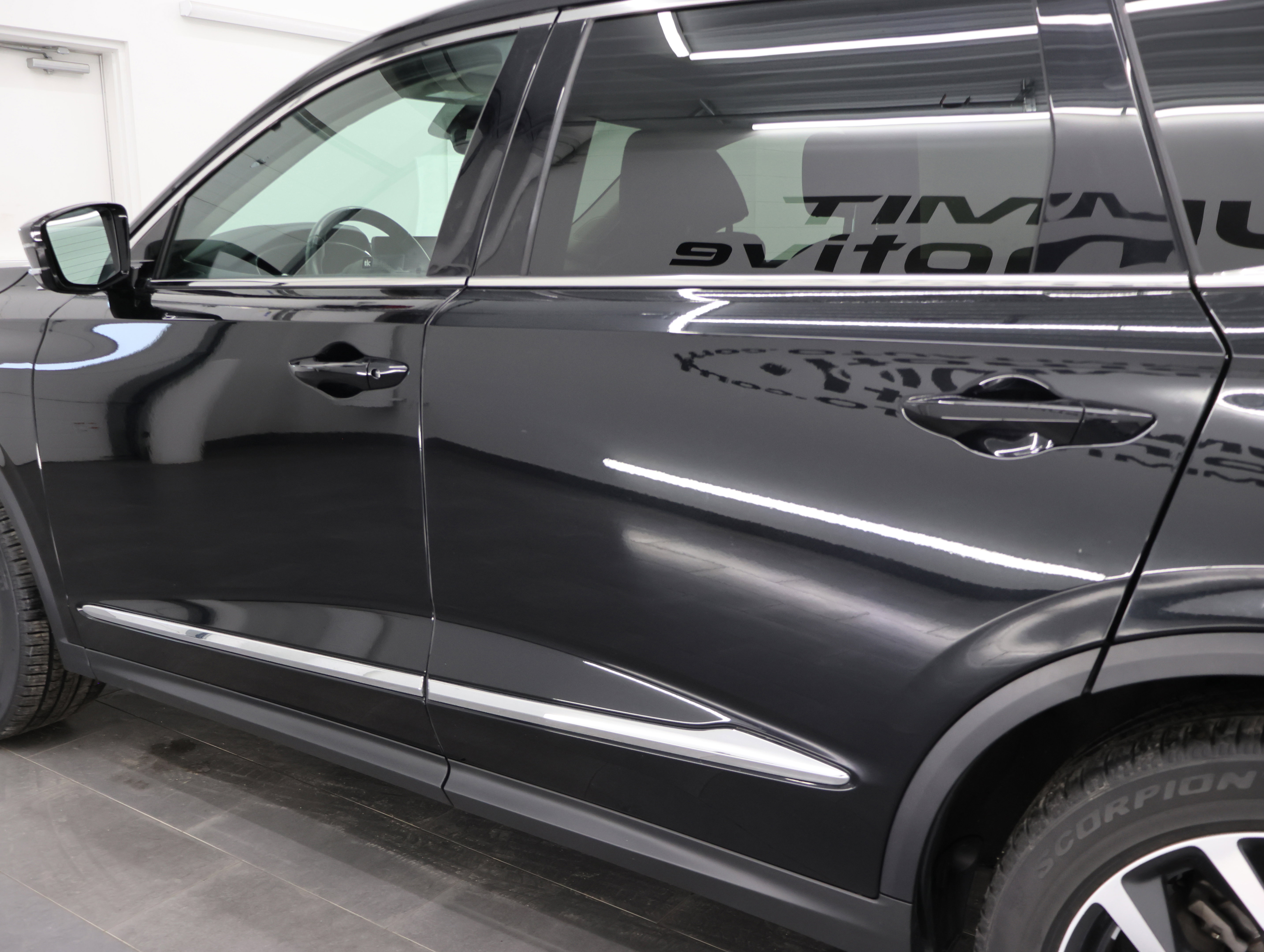 Used 2022 Acura MDX w/Technology Package image 35