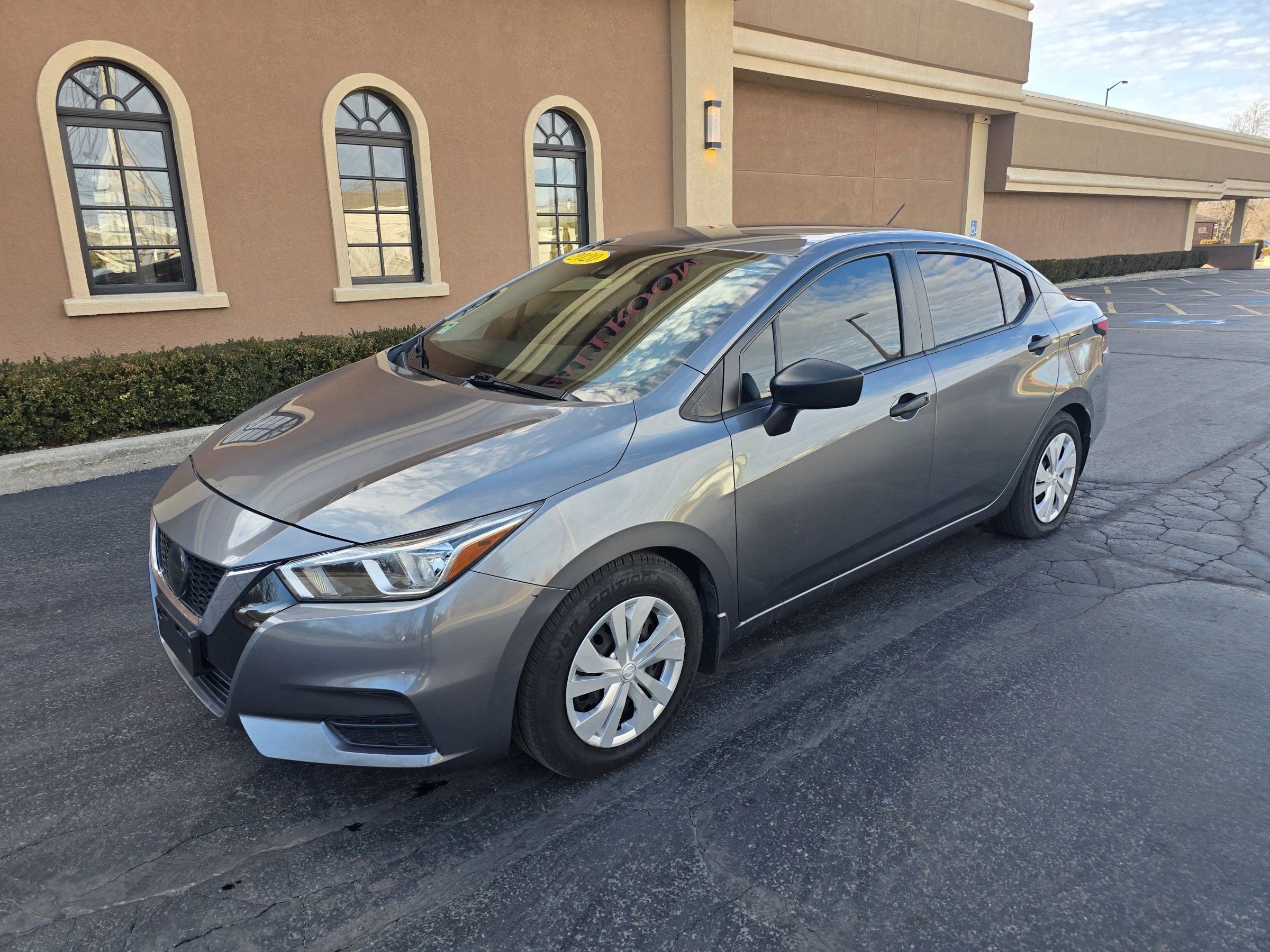 Used 2020 Nissan Versa S image 15