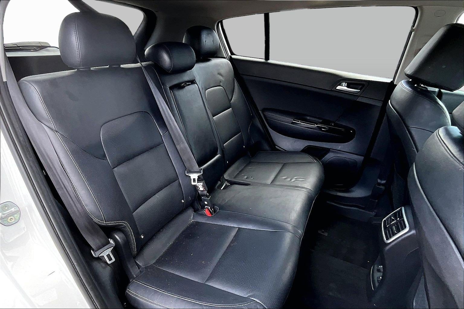 Used 2021 Kia Sportage EX w/ EX Technology Package FWD image 27