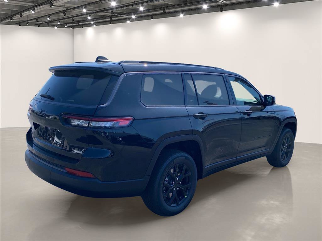 New 2026 Jeep Grand Cherokee L 4WD image 4