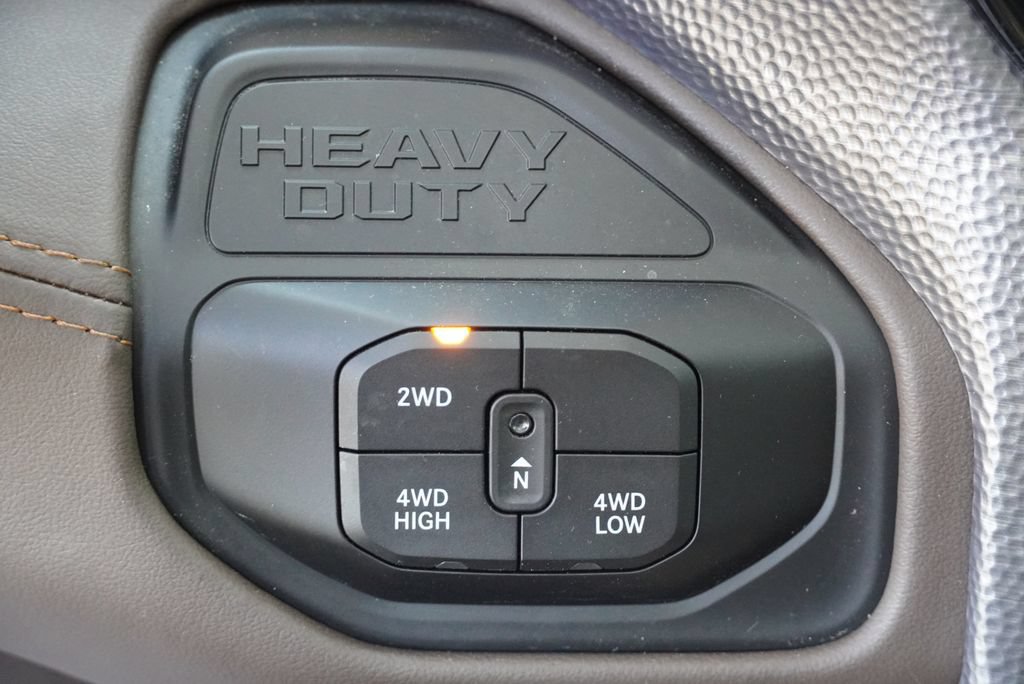 Used 2025 RAM 3500 Longhorn AWD/4WD image 33