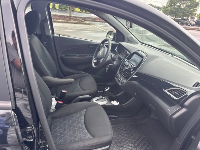 Used 2022 Chevrolet Spark LT FWD image 27