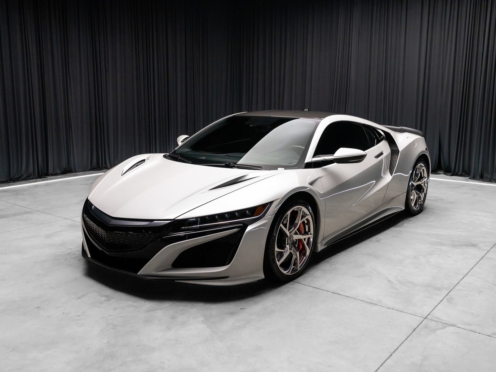 Used 2017 Acura NSX AWD/4WD image 23