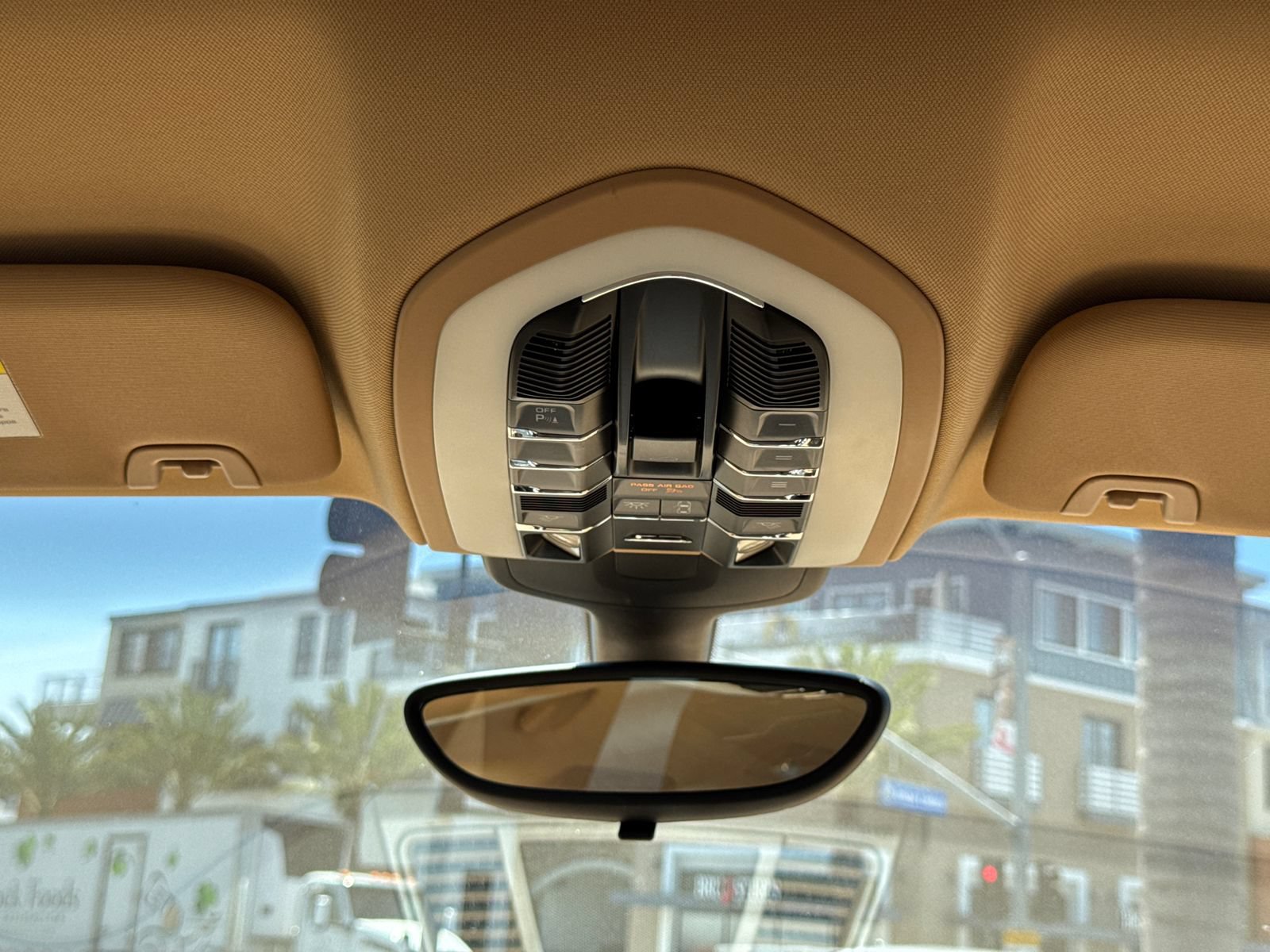 Used 2012 Porsche Panamera 4 image 14
