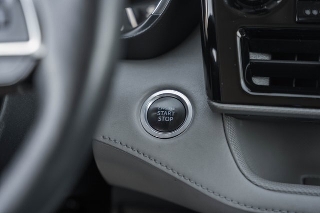 Used 2021 Toyota Highlander Platinum image 24