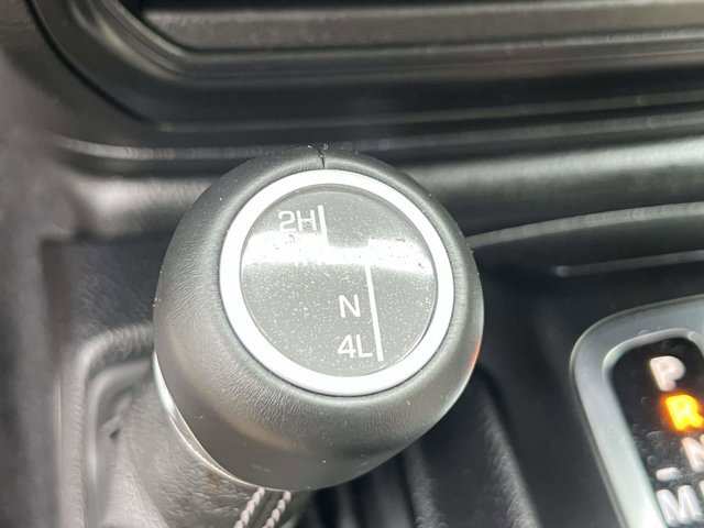 Certified 2020 Jeep Wrangler Unlimited Sahara AWD/4WD image 31