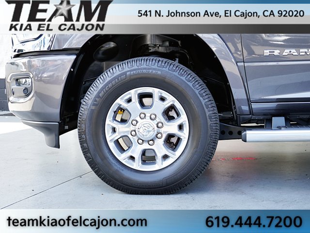 Used 2022 RAM 2500 Laramie AWD/4WD image 7
